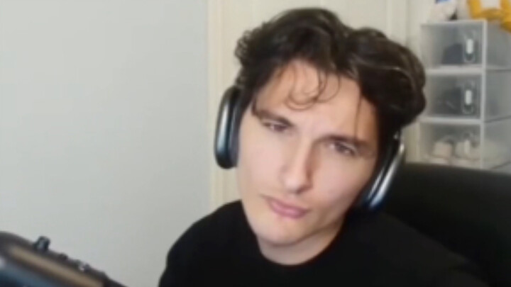 Bậc thầy tán gái chỉ bạn: Làm sao để chiếm trọn trái tim nữ thần!