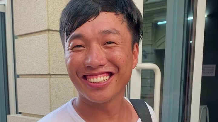 Gặp tình cờ một cô gái, mình đã chụp cho cô ấy vài bức ảnh, hoàn toàn không phải vì cô ấy xinh đẹp đ
