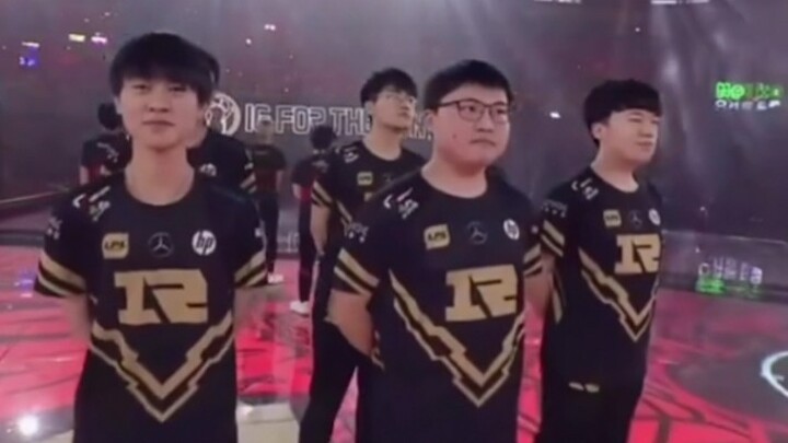 Remember the fierce opening of the 2018 Mid-Season Invitational? The gods descended as they gathered