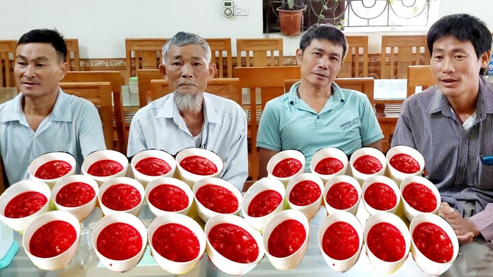 Thánh Ăn Tiết Canh. Ăn Sáng Tiết Canh Dê Và Óc Lợn Hấp Ngải Cửu | Biển Nguyễn ngọc.