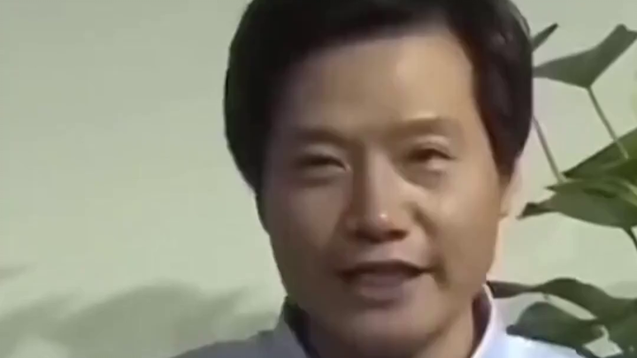 ยุทธศาสตร์ของผู้บริหารเหลย: ยึดครองตลาดอย่างครอบคลุมด้วยสินค้าเกี่ยวเนื่องจากแอปเปิล พัฒนานวัตกรรมเพ