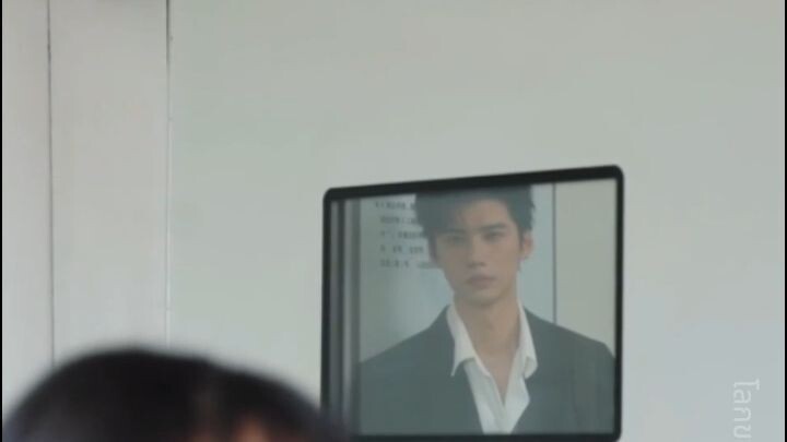 กุหลาบ ที่ไร้กรงรัก Part 2