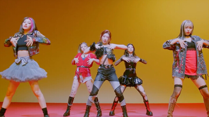 【ITZY】Nếu LOCO chỉ còn nhạc đệm! Đúng là Vạn Bước Nhảy! Nhịp nhàng tuyệt đỉnh!!!