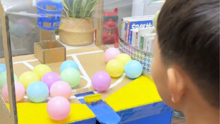 第八次才成功，扭蛋里的东西你肯定想不到