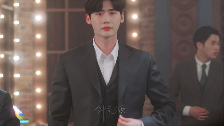 Tôi thương em, nhưng nên ở cương vị nào đây?