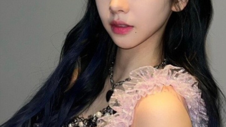 “Trời ơi! Idol nữ tướng rắn độc nhất Hàn Quốc!” Át chủ bài thời đại mới của SM!! Sức hút sắc lạnh và