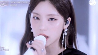 ITZY收录曲DOMINO初舞台, 全员怼脸杀