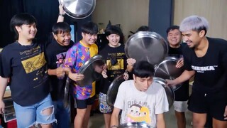 ถาดใครตี  ฮาๆๆๆ