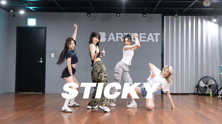 KISS_OF_LIFE_-_STICKY