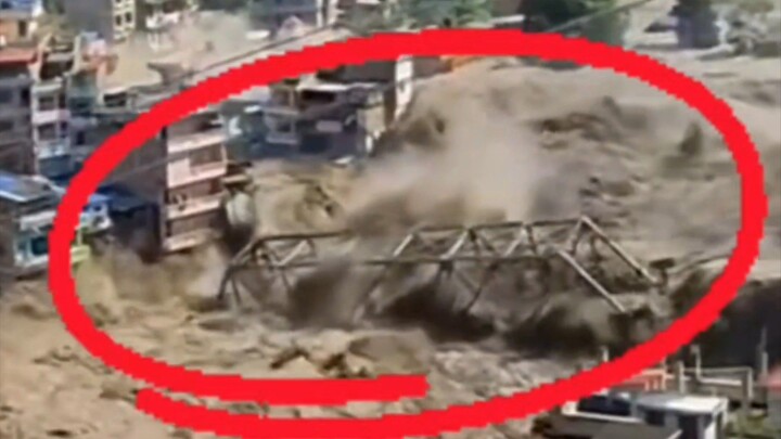 Flood in Trishuli river Nepal 🇳🇵| stay safe | flood in Nepal