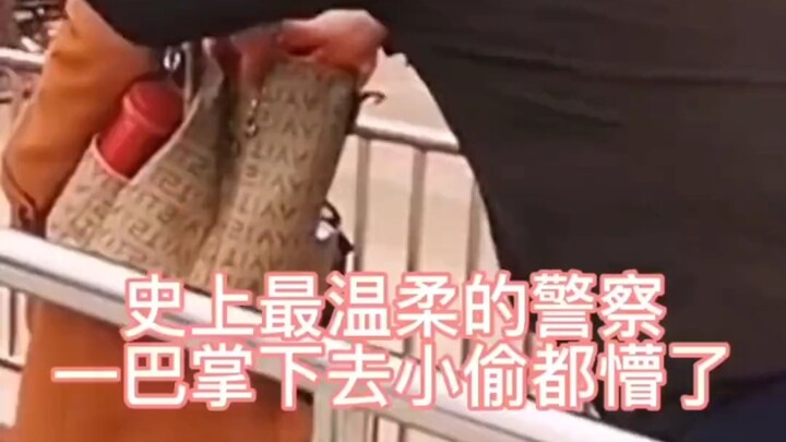 ยอดฝีมืออยู่ในหมู่ชาวบ้าน แนะนำให้ดูตอนกลางวัน ถ้าดูเช้าเย็นระวังสำลักข้าว…… # ยิ้มทีไรก็ลืมเรื่องเศ