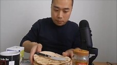 Asmr Eating Arabic Flatbread, Tahin, Fairtrade Green Tea