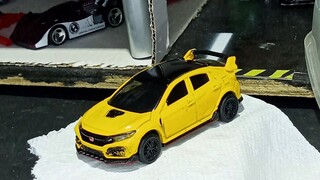 Custom Tomica Type R FK8 Diecast Car