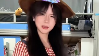 小男娘主播玩弄雨姐的大皮鞋？好陌生的词汇