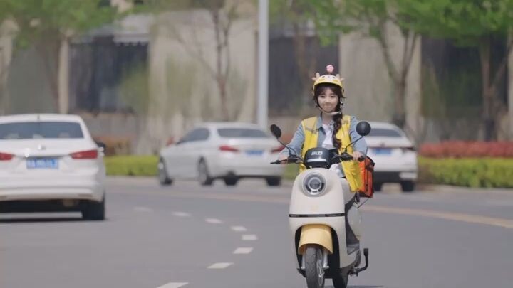 Cinta dari Istri Kontrak 😎😎