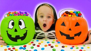 Chris plays Halloween Trick or Treat with friends