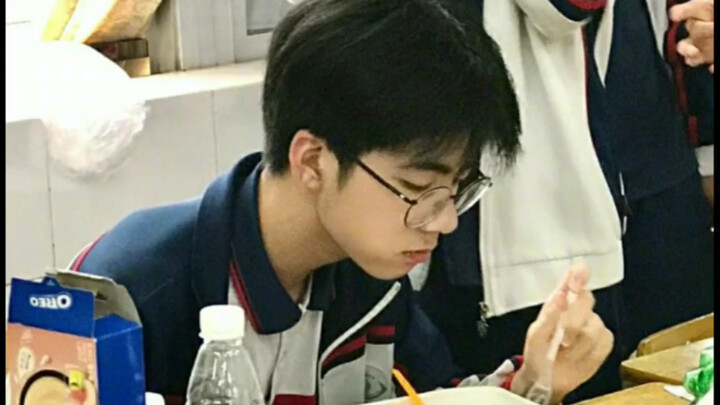 Chữa bệnh vẫn là nam sinh trung học!