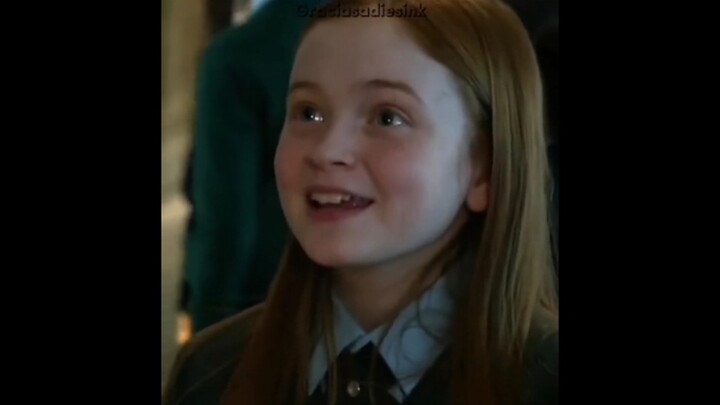 【Sadie Sink】Max bé xíu trong mùa 2 của Stranger Things