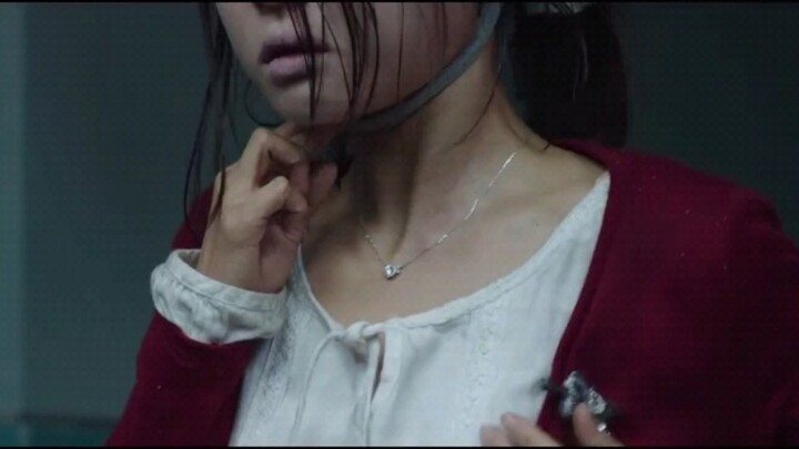 [Movie][Target] Woman Hangs Another Woman in the Toilet