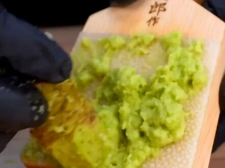 Is abalone liver edible?