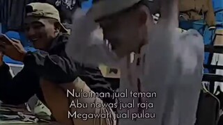 3 org yg memiliki kesamaan tp berbeda :)