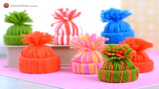 mini yarn hats