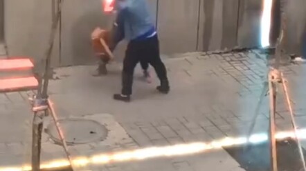 ตบตีในรายชื่อผู้ติดต่อ สัมผัสความลื่นไหลแบบสุดๆ