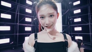 เพลงคัมแบ็กล่าสุดของ IVE "After LIKE" ขึ้นแสดงครั้งแรก