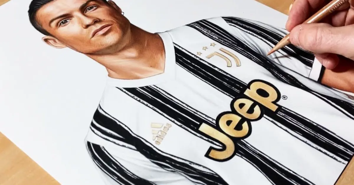 Họa sĩ 9x chỉ mất 15 phút để vẽ tranh chân dung Ronaldo gây sốt  Báo Dân  trí