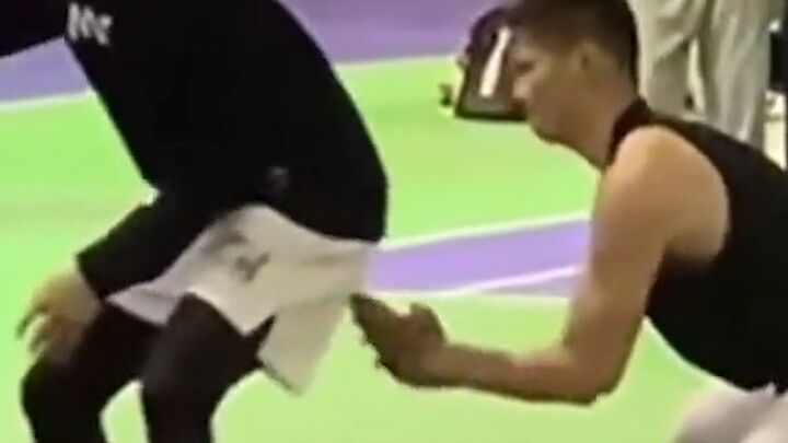 “أعطني الكرة، أنا عايز أروح البيت!”