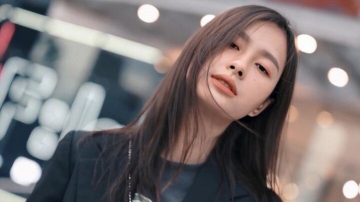 รุ่นพี่เท่จัง ดูแอ๊บแบ๊วมาก