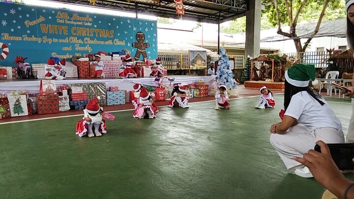 white christmas @ little miracles