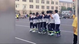 การแข่งขันตะขาบ
