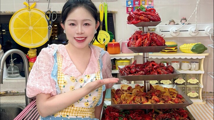 พ่อครัวปู้ใช้กุ้งเครย์ฟิช 20 จิน ทำหอคอยกุ้งห้าชั้นให้เพื่อนสนิท!