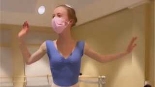 [Ballet] The lovely Elisabeth Beyer's daily practice