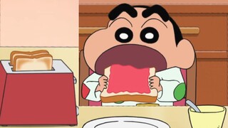 I woke up in the middle of the night because I was hungry, and it was so delicious to eat toast with