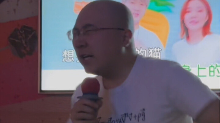 【4K Hunk】"Learning to Meow"