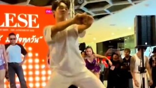 “男模攻大比拼小小壮汉晚上很猛哦”