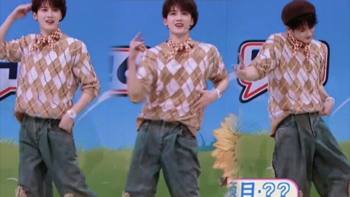 คนแรกที่ให้ตันเจี้ยนชิวเต้นแล้วทายคำนี่ช่างเป็นอัจฉริยะจริงๆ! หวานมาก น่ารักสุดๆ มองไม่กระพริบตาเลย 