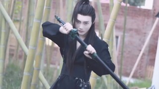 【R1SE Liu Ye】Exquisite ancient-style youth, a free-spirited young knight-errant, wielding his sword 