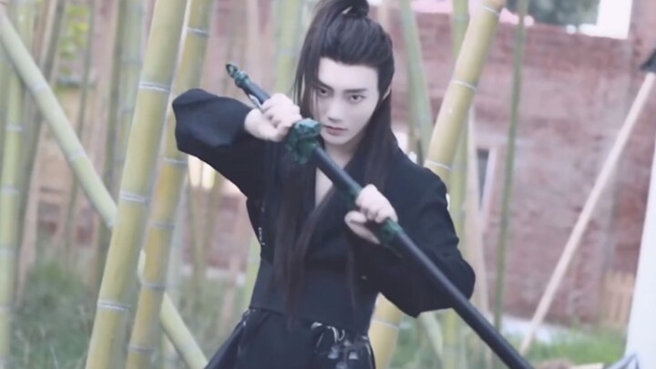 【آر1سي إي ليو يي】فتى رائع بأسلوب قديم، فارس شاب متمرد، يحمل سيفه ويتجول في العالم من أجل حلمه