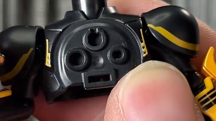 Kamen Rider hadir dengan banyak karakter [Brucco Kamen Rider All-Stars Versi Edisi ke-4]