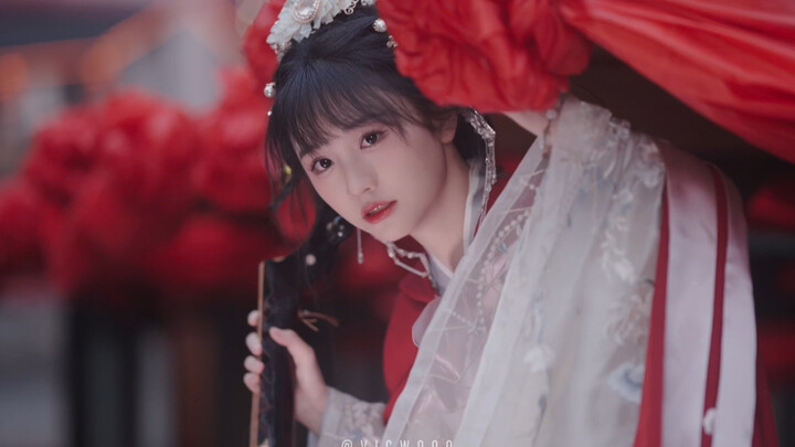 我只寻有你的天下 留在你身边。