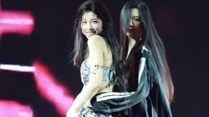 It’s a feast for the eyes when two beauties dance together.
