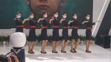 Perspektif penonton tentang tarian panas dari seragam pramugari China Eastern Airlines