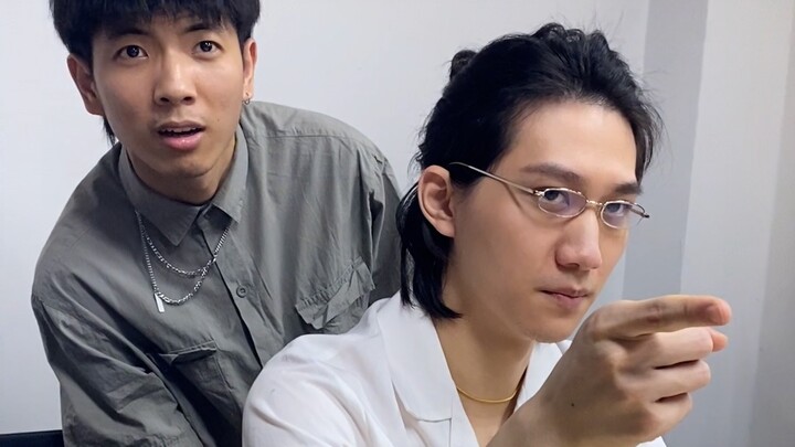 Lihat, mulutnya sangat hebat.