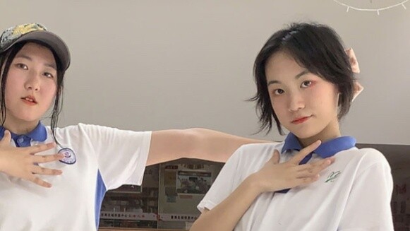 [Pingpong] A Pingpong cover with my awesome senior! (I had so much homework that I only did this Pin