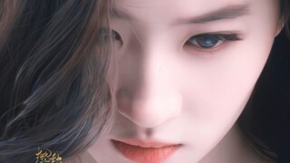 Ini adalah wajah pahlawan wanita dalam novel universal, bukan?