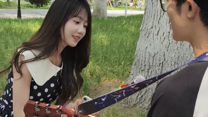 Kakak, kamu menabrak hatiku!