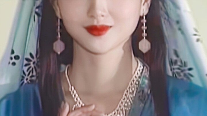 Hilarious! If someone like this doesn’t qualify as campus beauty, how many people in Chinese enterta